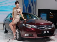 【広州モーターショー12】BYD、新たなフラッグシップ車両を世界初公開 画像