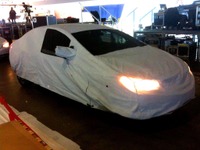 【ロサンゼルスモーターショー12】ショー主催者、Facebook で謎の新型車を予告 画像