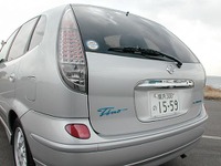 【日産『ティーノ・ハイブリッド』 Vol. 3】ハイブリッド車世界初のリチウムイオン・バッテリーを採用 画像