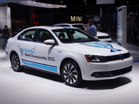 【ロサンゼルスモーターショー12】VW ジェッタハイブリッド 公開…ターボ&ハイブリッドで19.1km/リットル 画像