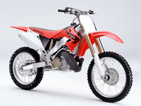 ホンダ CR250R、エンジンの一部変更 画像