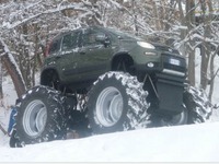 フィアット パンダ4x4 冬のモンスターに［動画］ 画像