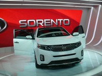 【ロサンゼルスモーターショー12】キアのSUV、ソレント が大幅改良…エンジン一新 画像