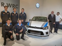 VW ポロR WRC 、公道走行仕様の「ストリート」設定…220psターボ搭載 画像