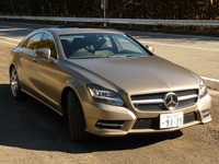 【メルセデスベンツ CLS 350 試乗】タイトだが心地いい空間…島崎七生人 画像