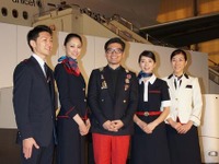 JAL新制服を初披露…2013年度上期より導入 画像