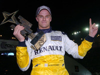 “レース・オブ・チャンピオンズ”でシューマッハ敗れる 画像