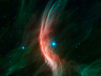 巨大な星の幻想的な塵のウェーブ…NASA スピッツアー宇宙望遠鏡 画像