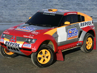 【三菱モータースポーツ】05年パリダカ用の新型 パジェロ エボリューション 画像