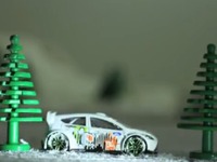 フォードの雪上ジムカーナ、「スノーカーナ」でミニカーが舞う［動画］ 画像