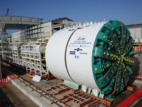 日立造船、世界最大のシールドマシン完成 …口径17.45m 画像