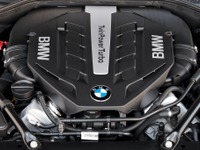 【BMW 7シリーズ 改良新型】直6、V8ともに新型エンジン採用 画像