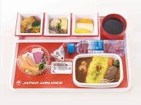JAL、1月9日から新しい機内食を提供開始、スターシェフがプロデュース 画像