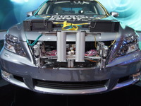 【CES 13】レクサス LSのロボットカー…次世代安全技術搭載車［写真蔵］ 画像