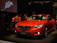 【東京オートサロン13】マツダ アテンザ レーサー［詳細写真］ 画像