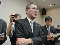 富士重吉永社長、独自システムのハイブリッド車を年内投入へ 画像