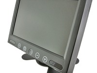 エバーグリーン、低価格の車載用7インチオンダッシュモニターを発売 画像