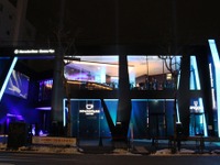 メルセデスベンツ コネクション、移転オープン…若年層のブランディング狙う 画像