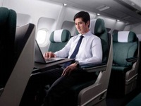 香港ドラゴン航空、機内を全面改装…新座席とエンターテイメントシステム導入 画像