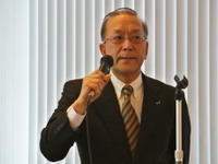 日野梶川常務「13年度の収益目標を1年前倒しする見通しがついた」 画像