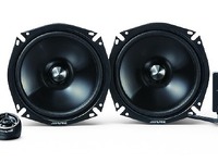 アルパイン、グレードアップスピーカーシリーズにセパレートタイプを追加 画像