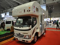 【ジャパンキャンピングカーショー13】フル電化で自宅と変わらぬ快適さを…オルビス イオ 画像