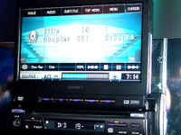 【CES 05】ソニーがカーAV関連で“初”を相次いで投入 画像