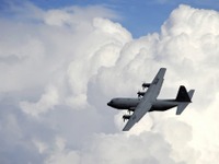ロールスロイス、米空軍輸送機C-130のサポート契約を締結 画像