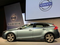 【ボルボ V40 発表】ボルボらしさと先人へのオマージュを用いたデザイン 画像