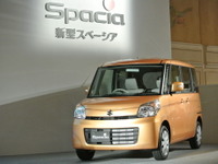 【新聞ウォッチ】鈴木会長が明かす新型 スぺーシア、90kg“ダイエット法” 画像