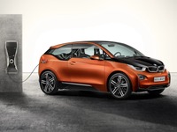 【ジュネーブモーターショー13】BMW、i3 コンセプトクーペ にPHV…最大300km走行可能 画像
