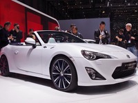 【ジュネーブモーターショー13】トヨタ FT-86 オープンコンセプト…より大人のハチロク［詳細画像］ 画像