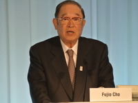 【新聞ウォッチ】名誉会長に就任する張会長は「オヤジのような存在」…トヨタ社長 画像