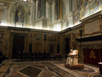 フェラーリ軍団がローマ法王に謁見 画像