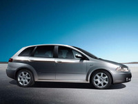 【ジュネーブモーターショー05】フィアット クロマ 新型を発表 画像