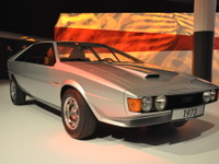 デロリアンの原型はアウディ…1973年ジウジアーロデザイン、“スペードのエース”［写真蔵］ 画像