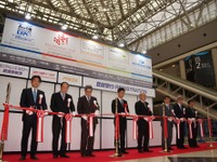 【ATTT13】国際通信技術展が開幕…クルマとスマホの融合など情報発信 画像