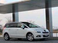 【プジョー 5008 発表】6速ATの採用と足回りのチューニングで差別化 画像