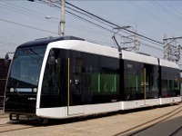 札幌市電の新型低床車「A1200形」、5月上旬から運行開始 画像