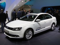 【ジュネーブモーターショー13】VW ジェッタ ハイブリッド、欧州初公開…ガソリンハイブリッドにも注力 画像