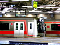【東横線・副都心線直通】開通直後から地下区間の携帯電話使用が可能に 画像