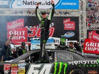 【NASCARネイションワイド 第4戦】トヨタ、カイル・ブッシュが今季2勝目 画像