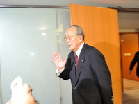 JAL、稲盛氏が取締役を退任 画像