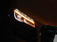 【アウディ R8 改良新型】デュアルクラッチタイプのSトロニックを採用 画像