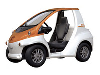 住友三井オートサービス、超小型電動モビリティ コムス をデモカーとして自社導入 画像
