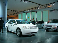 【デトロイトモーターショー05】マーキュリー＆リンカーン、白と黒のコントラスト 画像