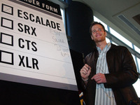 フットボールのスターがGMを提訴 画像