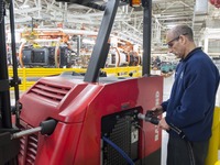 米BMWマニュファクチャリング、工場施設内における水素燃料電池の利用を拡大 画像