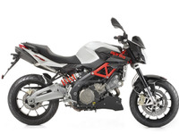 アプリリア、Shiver750の2013年モデルを発表 画像