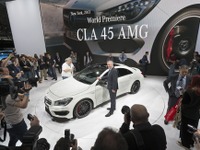 【ニューヨークモーターショー13】メルセデス の小型4ドアクーペ CLA にCLA 45 AMG…量産4気筒最強の360ps 画像